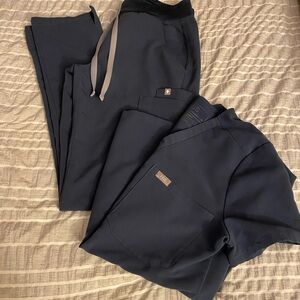 Womens Figs scrubs
